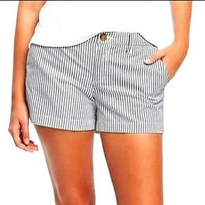 Old Navy Everyday Fit Shorts Size 6 Railroad Stripe